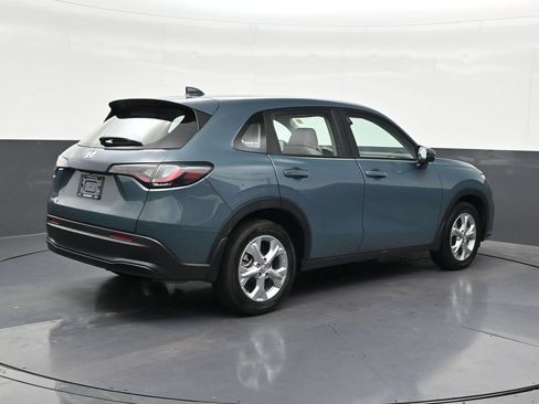 Used 2024 Honda HR-V LX image 5