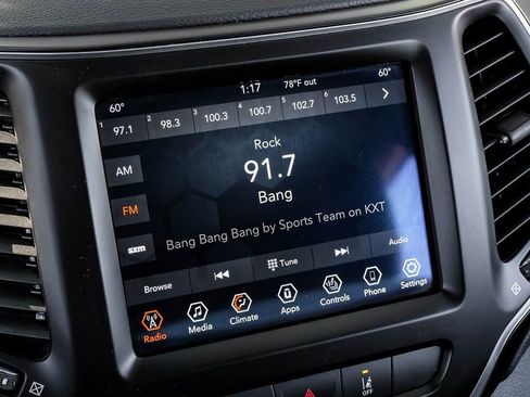 Used 2022 Jeep Cherokee Latitude Lux image 6