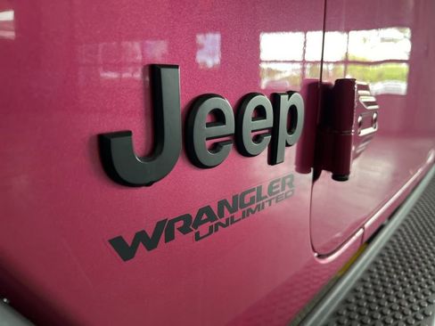 Used 2022 Jeep Wrangler Unlimited Sport AWD/4WD image 15
