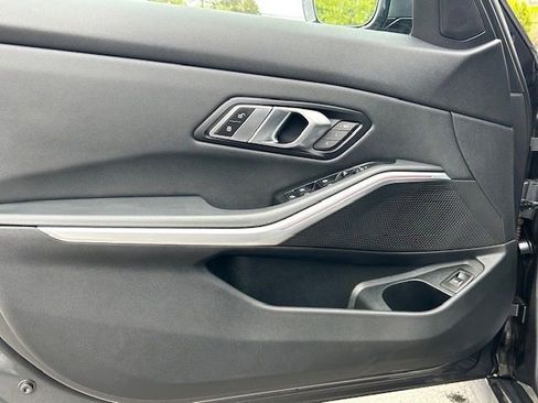 Used 2020 BMW 330i xDrive Sedan w/ M Sport Package AWD/4WD image 29