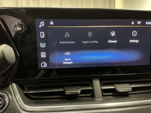 Used 2025 Chevrolet Trax ACTIV FWD image 14
