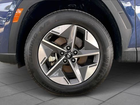 Certified 2025 Hyundai Tucson SEL image 11