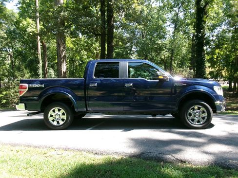 Used 2010 Ford F150 Lariat AWD/4WD image 4
