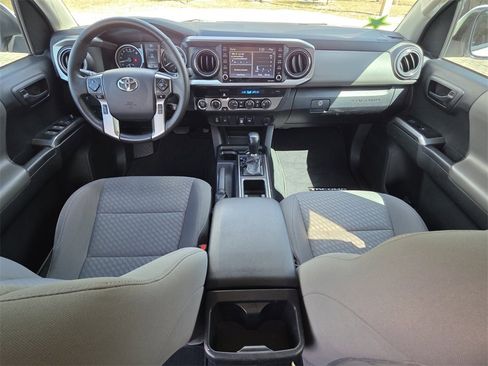 Used 2023 Toyota Tacoma SR5 w/ Technology Package image 4