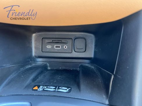 Used 2020 Chevrolet Equinox Premier AWD/4WD image 25