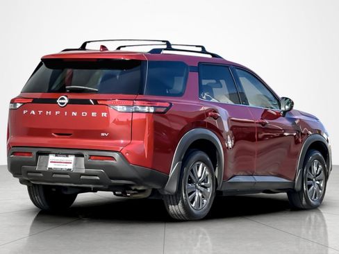 Used 2024 Nissan Pathfinder SV w/ SV Premium Package FWD image 5