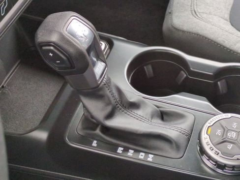 Used 2025 Ford Bronco 2-Door image 30