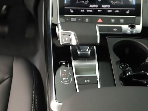 New 2026 Audi Q7 2.0T Premium image 22
