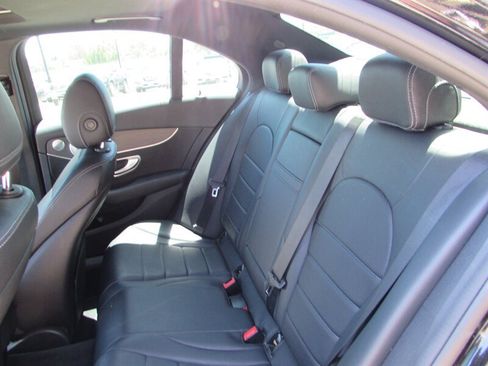 Used 2019 Mercedes-Benz C 300 Sedan image 23