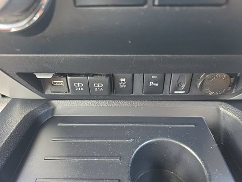 Used 2020 Toyota Tundra 1794 Edition AWD/4WD image 25