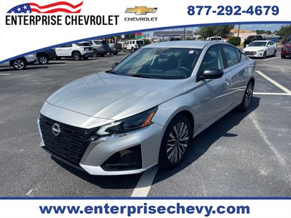 Used 2025 Nissan Altima 2.5 SV