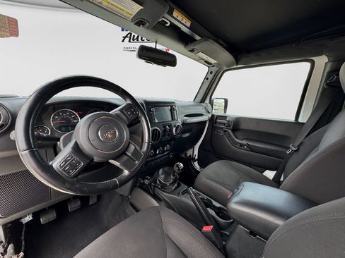 Used 2016 Jeep Wrangler Unlimited Sport w/ Quick Order Package 23S AWD/4WD image 20