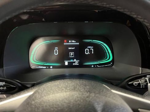 Used 2025 Hyundai Palisade SEL FWD image 27
