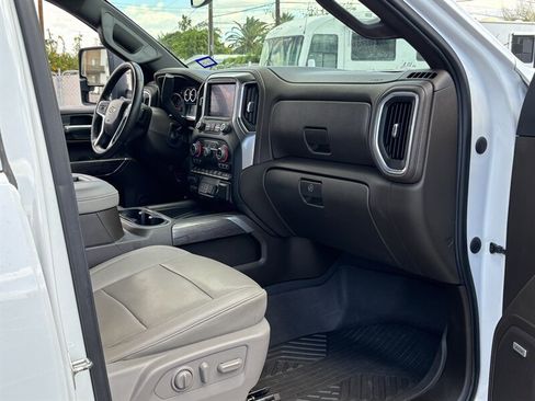Used 2022 Chevrolet Silverado 2500 LTZ w/ LTZ Plus Package AWD/4WD image 23