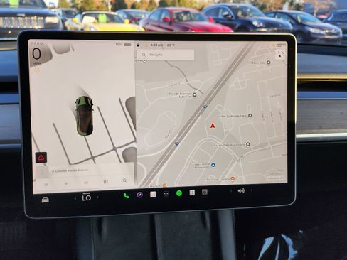 Used 2023 Tesla Model 3 Standard Range image 21