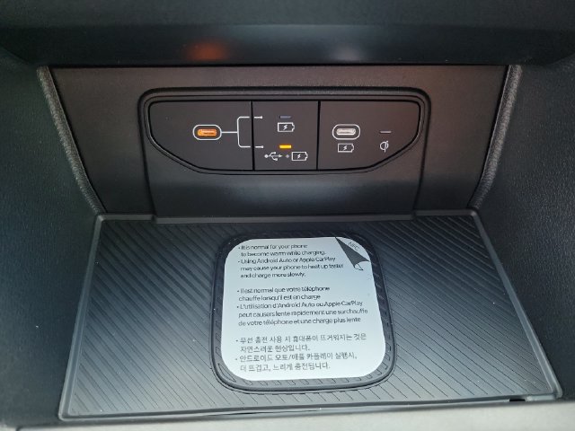 New 2026 Kia Sportage SX FWD image 36