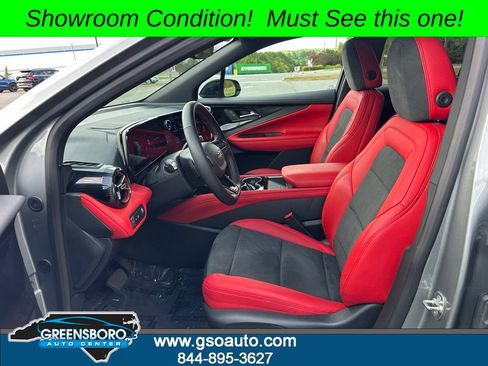 Used 2024 Chevrolet Blazer EV RS AWD/4WD image 11
