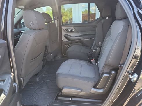 Certified 2023 Chevrolet Traverse LT w/ LPO, Floor Liner Package AWD/4WD image 11
