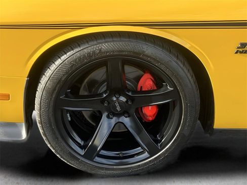 Used 2012 Dodge Challenger SRT8 Yellow Jacket w/ Premium Sound Group image 23