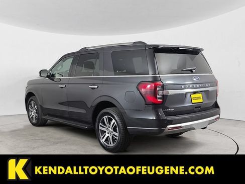 Used 2024 Ford Expedition Limited AWD/4WD image 3