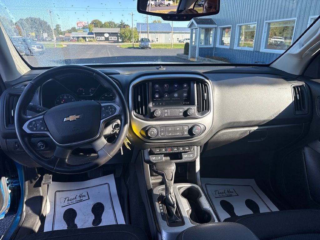 Used 2021 Chevrolet Colorado LT w/ Safety Package AWD/4WD image 13