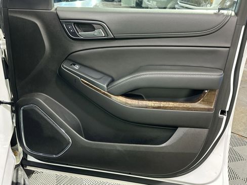 Used 2018 Chevrolet Suburban LS image 35