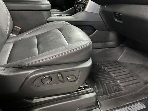 Used 2023 Chevrolet Tahoe Z71 AWD/4WD image 16