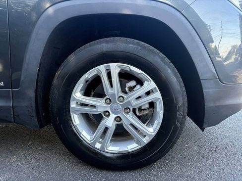 Certified 2021 GMC Terrain SLE w/ Driver Convenience Package image 18