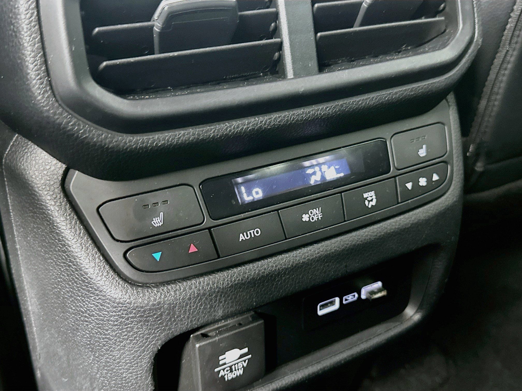 Used 2023 Honda Pilot Elite image 27