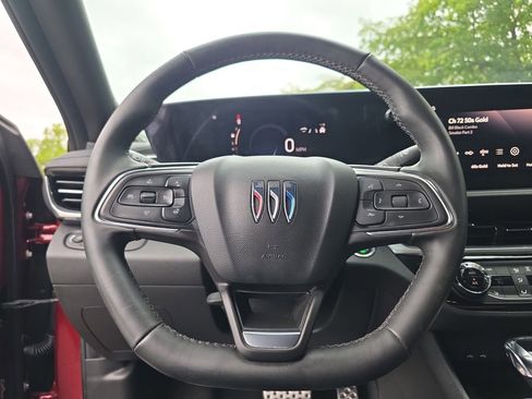 Used 2024 Buick Envista Sport Touring w/ Convenience I Package FWD image 30