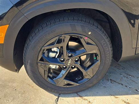 New 2026 Kia Seltos EX image 36