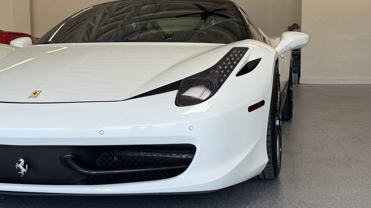 Used 2012 Ferrari 458 Italia Coupe RWD image 12