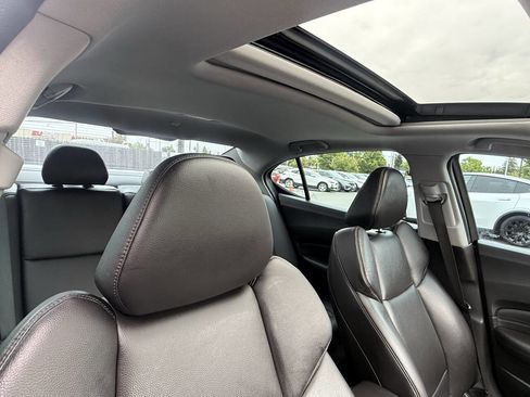Used 2015 Acura TLX FWD image 16