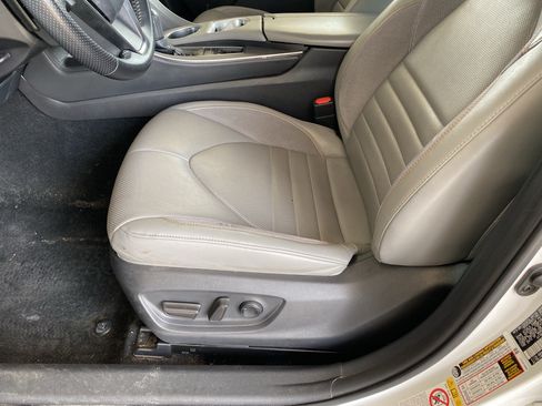 Used 2019 Toyota Avalon XSE w/ All Weather Liner Package FWD image 21