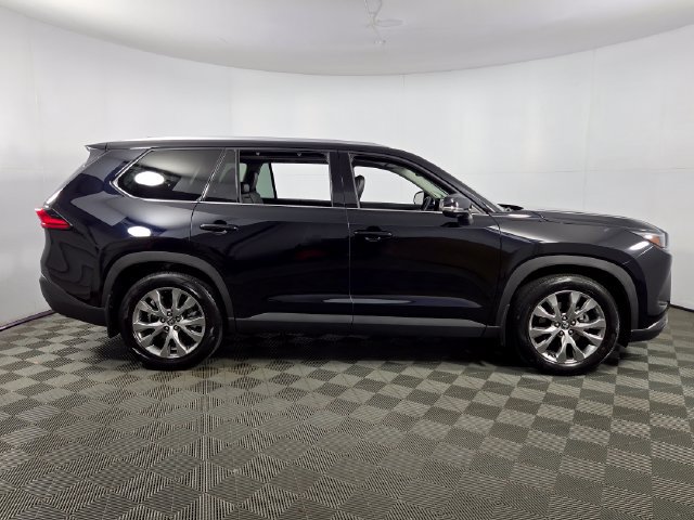Used 2024 Toyota Grand Highlander AWD image 10
