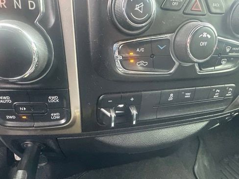 Used 2018 RAM 1500 Big Horn AWD/4WD image 17