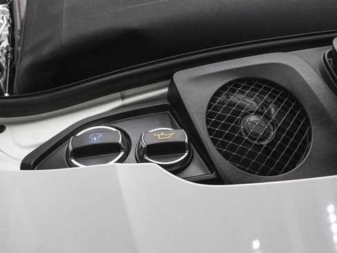 Used 2019 Porsche 911 Carrera image 48