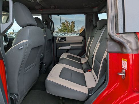 Used 2022 Ford Bronco Wildtrak image 30