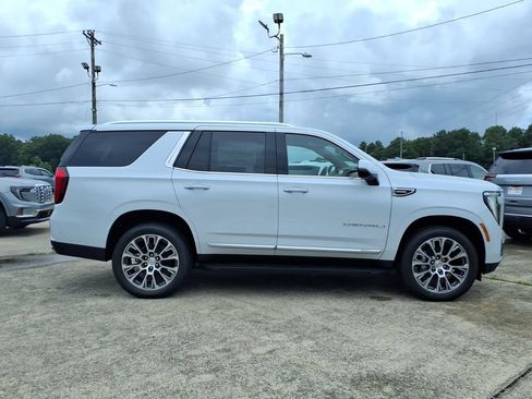 New 2026 GMC Yukon Denali w/ Advanced Technology Package AWD/4WD image 8