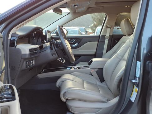 Certified 2022 Lincoln Corsair Reserve w/ Equipment Group 201A image 13