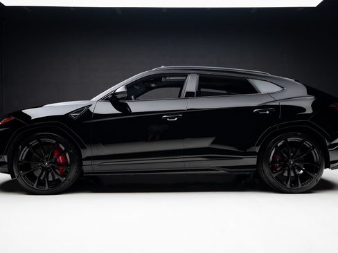 Used 2019 Lamborghini Urus AWD/4WD image 17