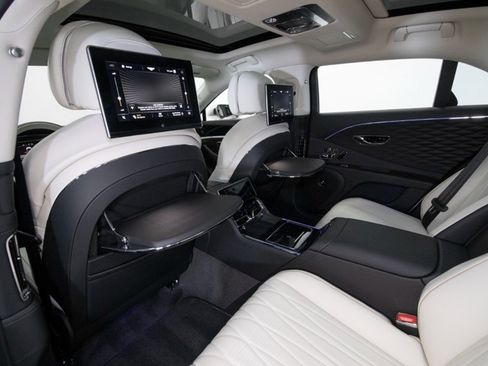 Used 2022 Bentley Flying Spur W12 AWD/4WD image 57