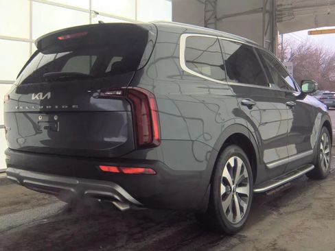 Used 2022 Kia Telluride S AWD/4WD image 47