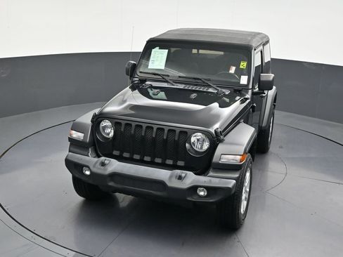 Used 2022 Jeep Wrangler Sport AWD/4WD image 21
