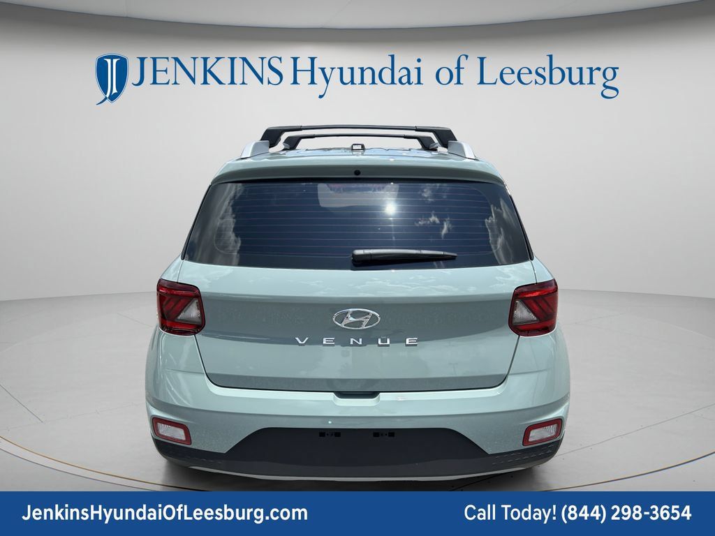 New 2026 Hyundai Venue SEL FWD image 6