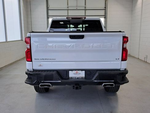 Used 2024 Chevrolet Silverado 1500 LT Trail Boss w/ Convenience Package II image 6