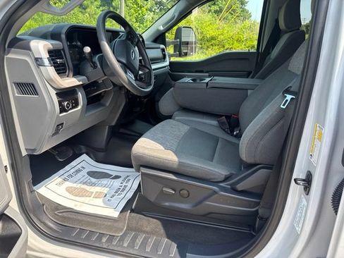 Used 2025 Ford F250 XLT w/ FX4 Off-Road Package AWD/4WD image 10