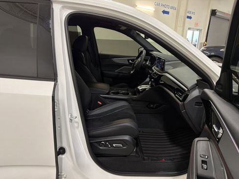 Used 2026 Acura MDX A-Spec image 36