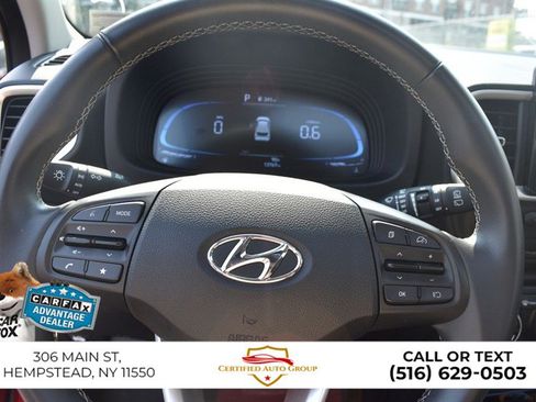 Used 2026 Hyundai Venue SEL FWD image 15