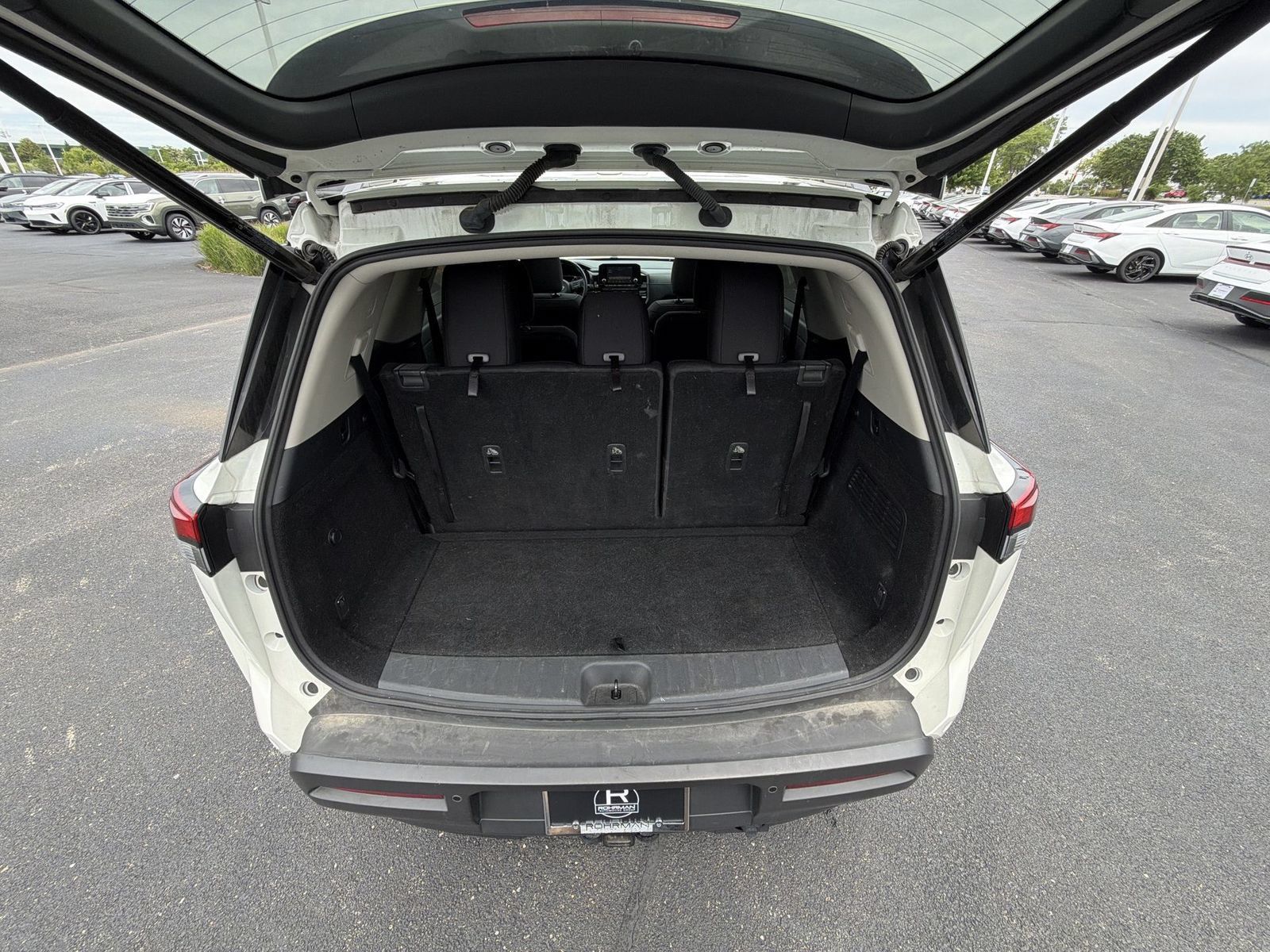 Used 2022 Nissan Pathfinder SV w/ SV Premium Package AWD/4WD image 25